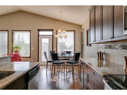 33 Evansview Manor Nw, Calgary, AB - Indoor