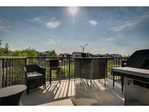 33 Evansview Manor Nw, Calgary, AB - Outdoor With Balcony