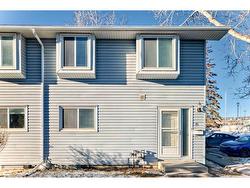 16-4810 40 Avenue SW Calgary, AB T3E 1E5