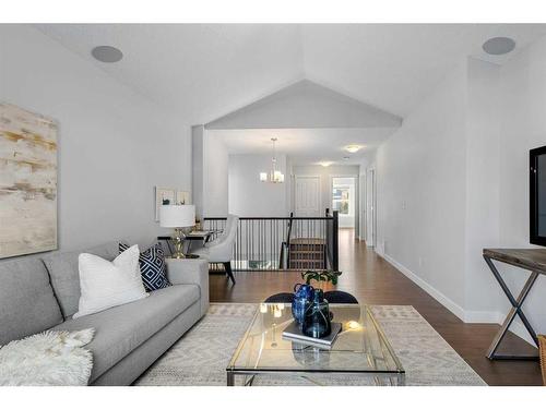 80 Evansridge View Nw, Calgary, AB - Indoor Photo Showing Living Room