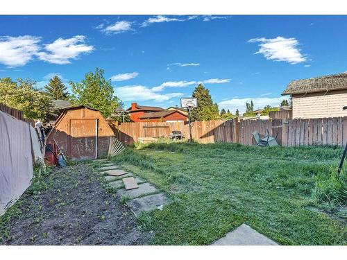 42 Templeby Way Ne, Calgary, AB - Outdoor With Backyard