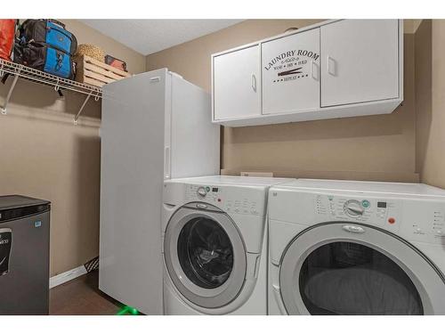 826 Copperfield Boulevard Se, Calgary, AB - Indoor Photo Showing Laundry Room