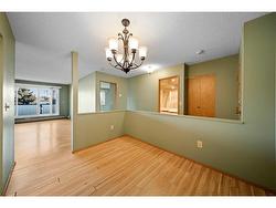 306-335 Garry Crescent NE Calgary, AB T2K 5X1