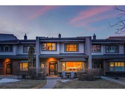 17-3203 Rideau Place SW Calgary, AB T2S 2T1