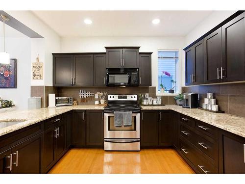 14 Copperstone Drive Se, Calgary, AB - Indoor Photo Showing Kitchen