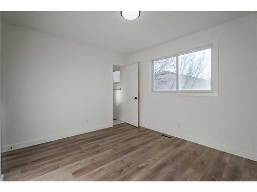 6163 Penworth Road Se, Calgary, AB - Indoor Photo Showing Other Room