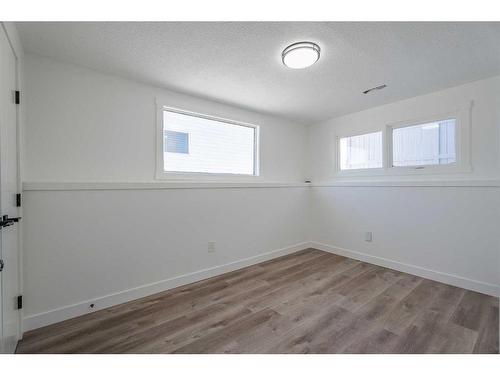 6163 Penworth Road Se, Calgary, AB - Indoor Photo Showing Other Room