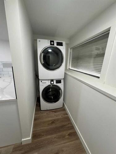 6163 Penworth Road Se, Calgary, AB - Indoor Photo Showing Laundry Room