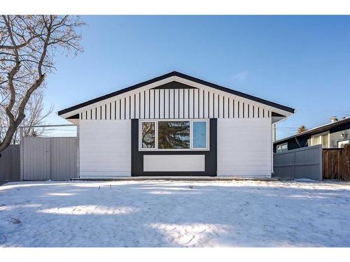 6163 Penworth Road Se, Calgary, AB - Outdoor