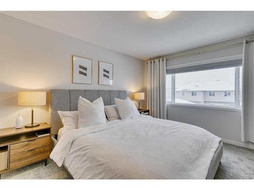 132 Wolf Creek Manor Se, Calgary, AB - Indoor Photo Showing Bedroom