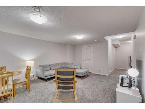 132 Wolf Creek Manor Se, Calgary, AB - Indoor