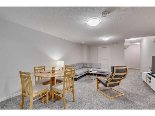 132 Wolf Creek Manor Se, Calgary, AB - Indoor