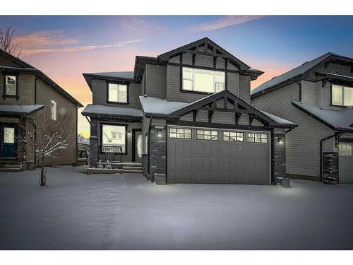 1121 Kingston Crescent Se, Airdrie, AB - Outdoor