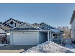 98 Tuscarora Way NW Calgary, AB T3L 2G9