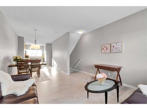 486 Nolan Hill Boulevard Nw, Calgary, AB - Indoor Photo Showing Living Room