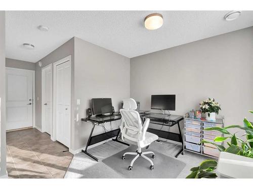 486 Nolan Hill Boulevard Nw, Calgary, AB - Indoor Photo Showing Office