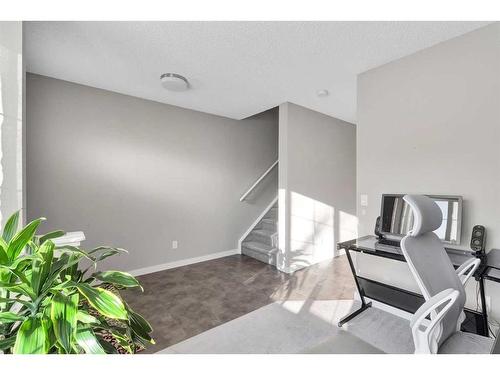 486 Nolan Hill Boulevard Nw, Calgary, AB - Indoor