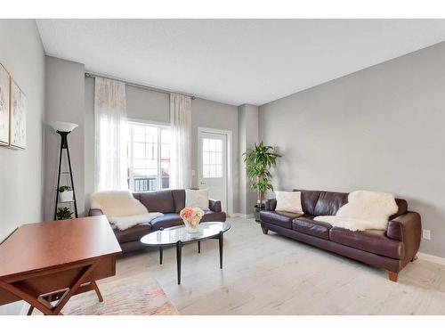 486 Nolan Hill Boulevard Nw, Calgary, AB - Indoor Photo Showing Living Room