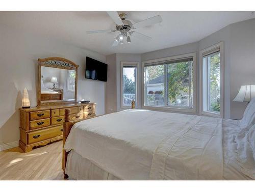 355 New Brighton Place Se, Calgary, AB - Indoor Photo Showing Bedroom