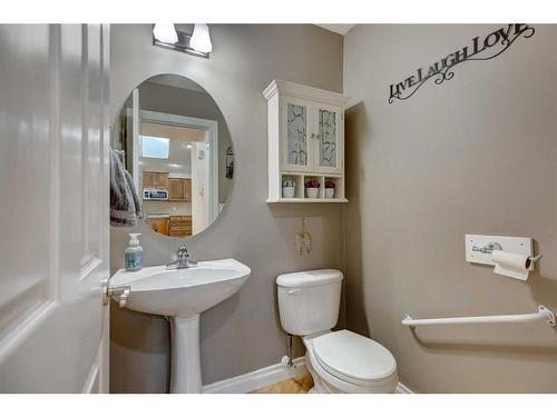 355 New Brighton Place Se, Calgary, AB - Indoor Photo Showing Bathroom