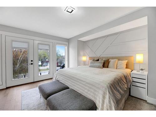 2334 24 Avenue Sw, Calgary, AB - Indoor Photo Showing Bedroom