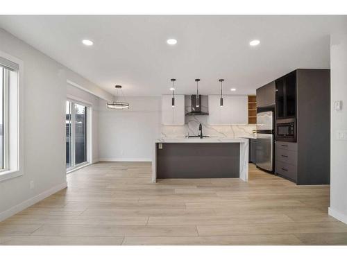 276 Royal Birch Circle Nw, Calgary, AB - Indoor Photo Showing Kitchen With Upgraded Kitchen