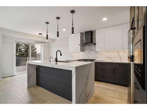 276 Royal Birch Circle Nw, Calgary, AB - Indoor Photo Showing Kitchen With Upgraded Kitchen