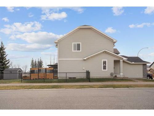 276 Royal Birch Circle Nw, Calgary, AB - Outdoor