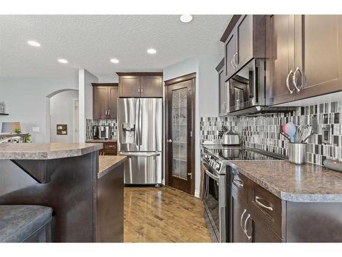 1712 High Park Boulevard Nw, High River, AB - Indoor Photo Showing Kitchen With Stainless Steel Kitchen With Upgraded Kitchen