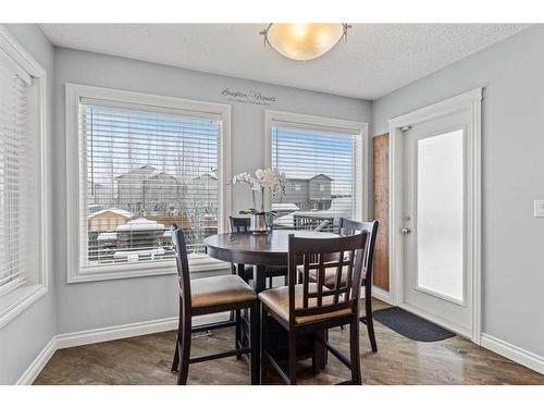 1712 High Park Boulevard Nw, High River, AB - Indoor Photo Showing Dining Room