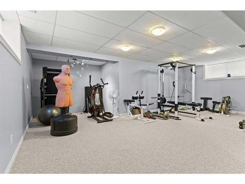 1712 High Park Boulevard Nw, High River, AB - Indoor Photo Showing Gym Room