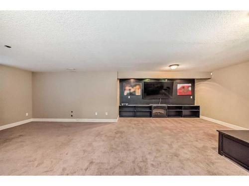 137 Coville Close Ne, Calgary, AB - Indoor