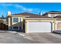 25 Millbank Bay SW Calgary, AB T2Y 2Z1