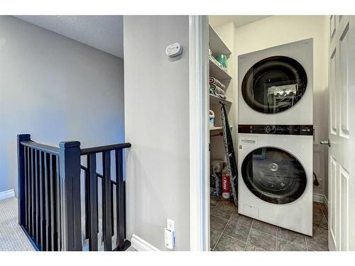 2019 32 Avenue Sw, Calgary, AB - Indoor Photo Showing Laundry Room