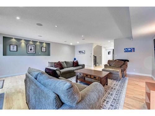 2019 32 Avenue Sw, Calgary, AB - Indoor Photo Showing Other Room