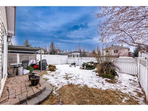 215 Chapalina Place Se, Calgary, AB - Outdoor