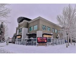 11245 Valley Ridge Drive WEST Calgary, AB T3B 5V8