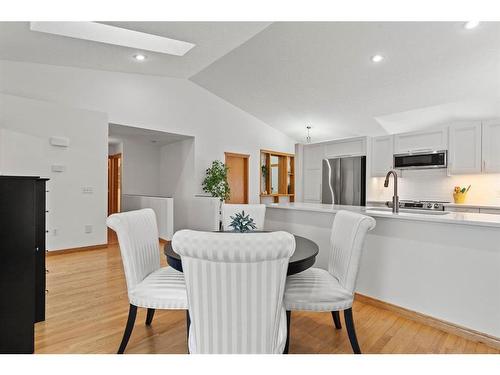 37 Sandstone Ridge Crescent, Okotoks, AB - Indoor Photo Showing Dining Room