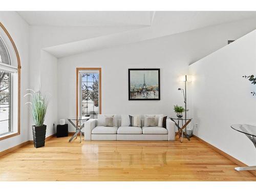 37 Sandstone Ridge Crescent, Okotoks, AB - Indoor Photo Showing Other Room