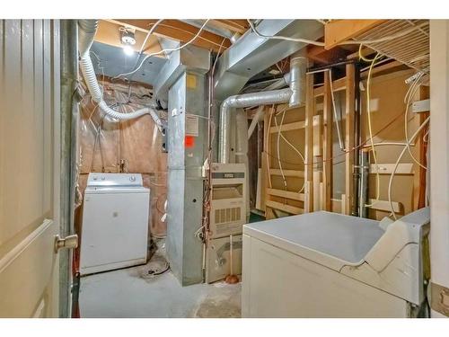 262 Martinwood Place Ne, Calgary, AB - Indoor Photo Showing Laundry Room