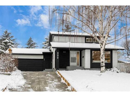 220 Queen Anne Place Se, Calgary, AB - Outdoor With Facade