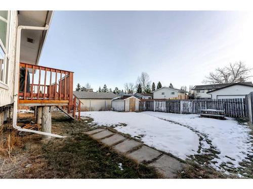 5807 22 Avenue Ne, Calgary, AB - Outdoor