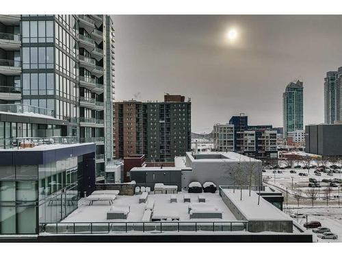 901-550 Riverfront Avenue Se, Calgary, AB - Outdoor