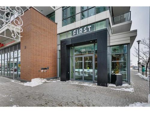 901-550 Riverfront Avenue Se, Calgary, AB - Outdoor