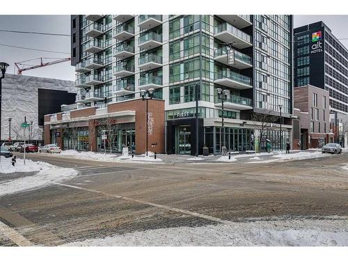 901-550 Riverfront Avenue Se, Calgary, AB - Outdoor