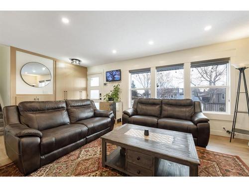 167 Whitestone Crescent Ne, Calgary, AB - Indoor Photo Showing Living Room