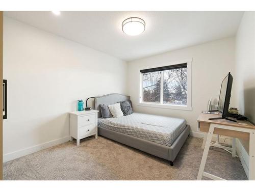 167 Whitestone Crescent Ne, Calgary, AB - Indoor Photo Showing Bedroom