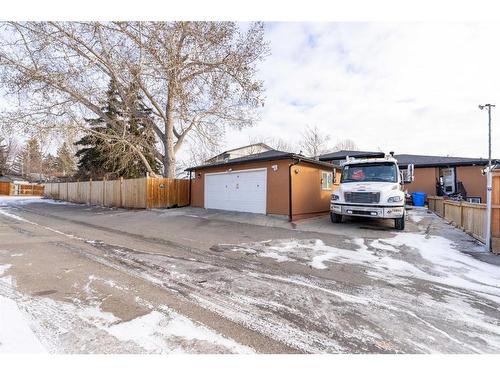 167 Whitestone Crescent Ne, Calgary, AB - Outdoor