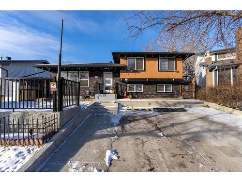 167 Whitestone Crescent Ne, Calgary, AB - Outdoor