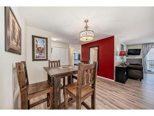 1215-16969 24 Street Sw, Calgary, AB - Indoor Photo Showing Dining Room